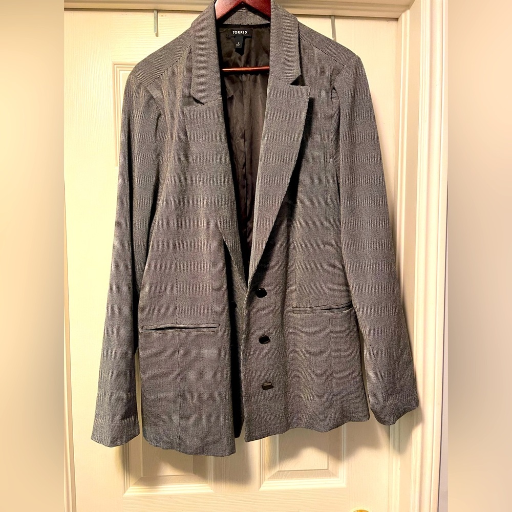 Boyfriend jacket.